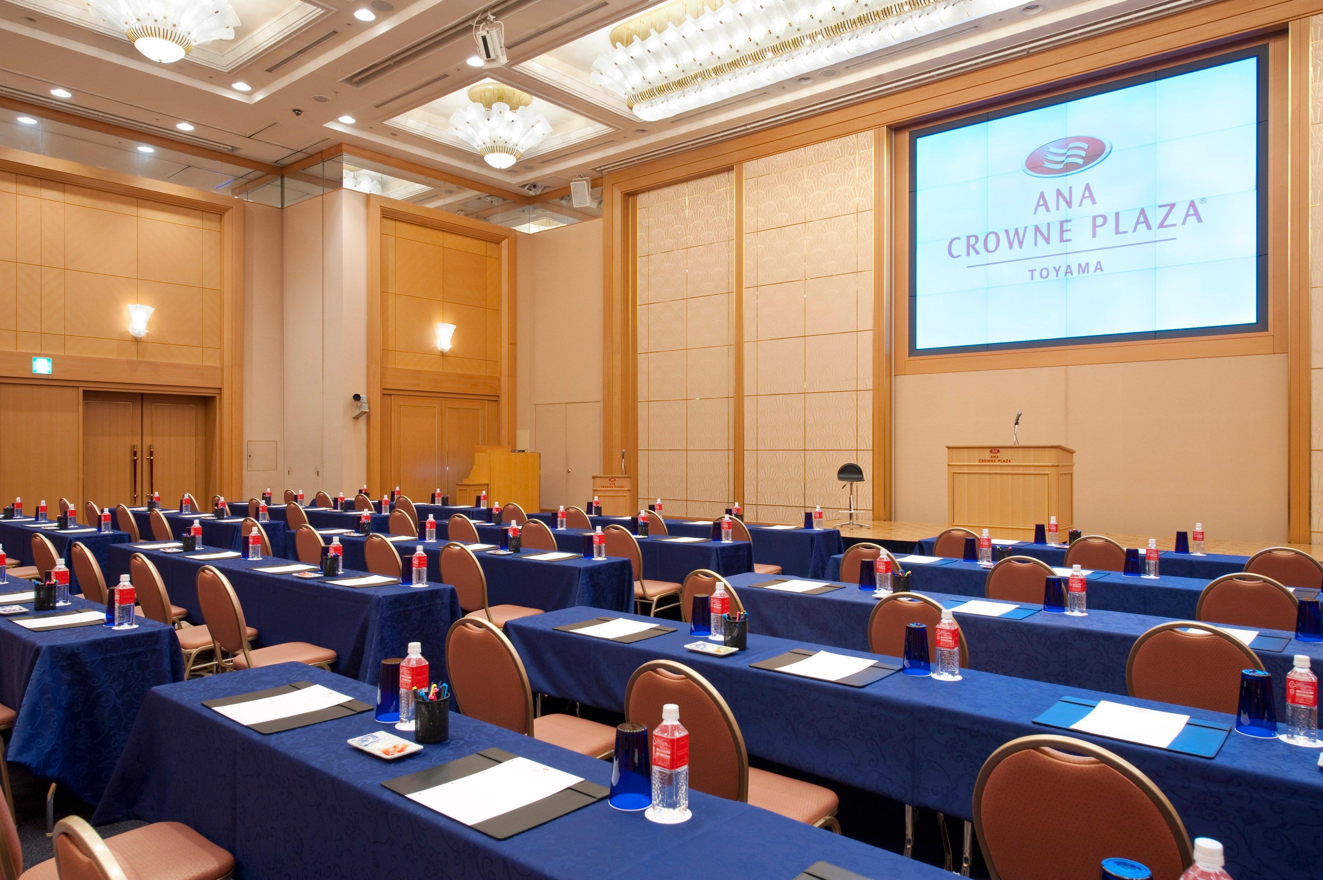 מלון Ana Crowne Plaza Toyama By Ihg מראה חיצוני תמונה